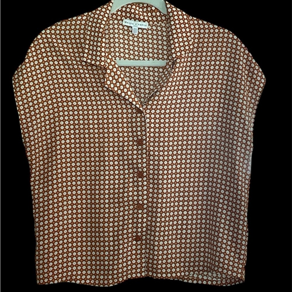 Maison d’Amelie Orange with Black accents Notched Collar Crop Blouse